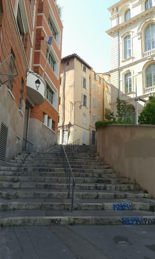 La Maison De Valentino Marseille Exteriér fotografie